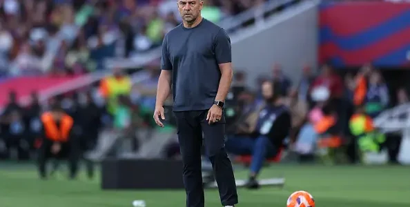 فليك… الجنرال الألماني الذي أعاد برشلونة إلى عرشه